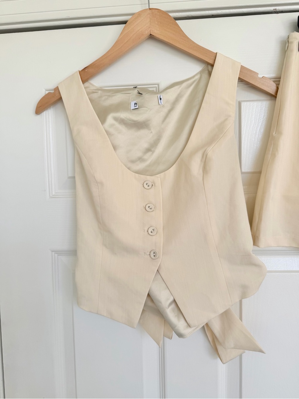 Princess Polly Two Piece Vest and Skirt Set Cream Size 6 - Picture 6 of 9